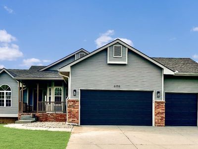 606 N Worthington Pl