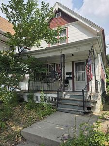 2230 S Woodward STREET