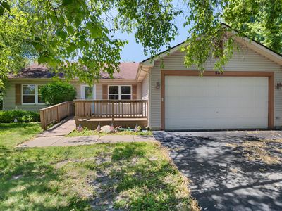 640 Lilac Dr
