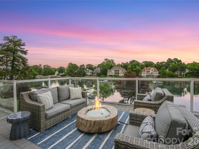 17825 Spinnakers Reach Dr