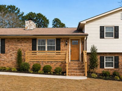 6 Bittersweet Ln