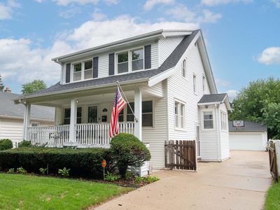 2924 N 74th STREET