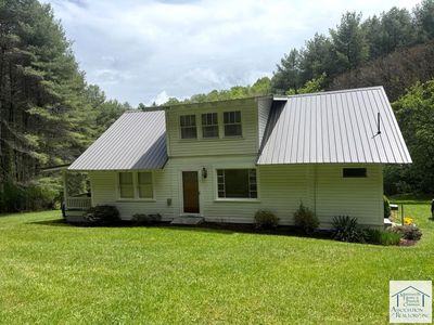 1190 Sutphintown Rd