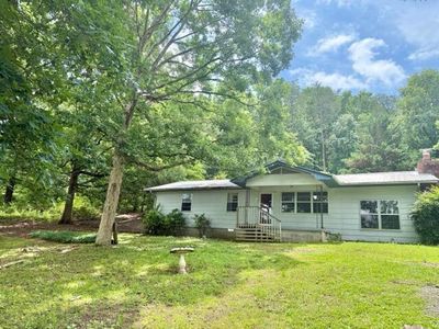 697 Newt Johnson Rd