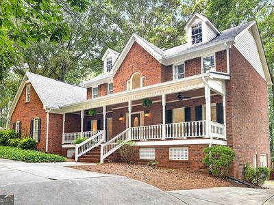 1211 Bridgewater Walk