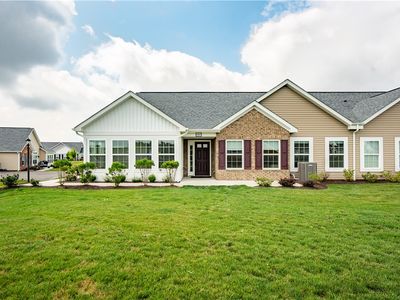 1083 Forest Oaks Dr