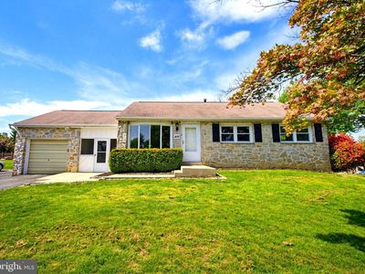 416 Dutton St