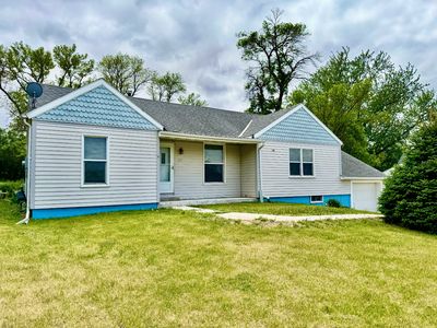 Property at 201 W 6th St, Laurel, NE