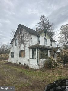 919-923 W White Horse Pike