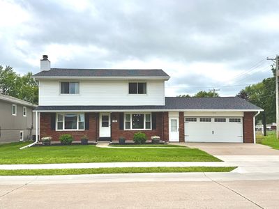 116 N Century St