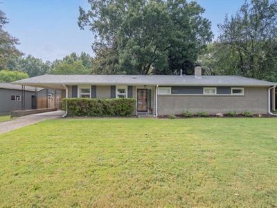 1065 Ivy Rd