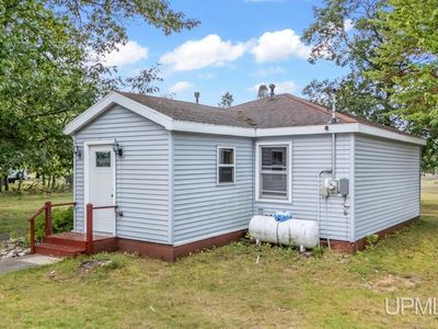 Property at 8391 U6 Ln, Rapid River, MI