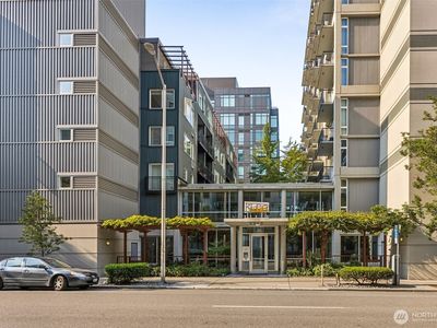 2717 Western Avenue #7016