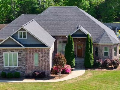 90 Oak River Dr