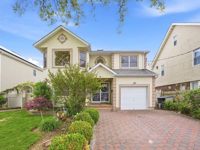 16 6th Avenue