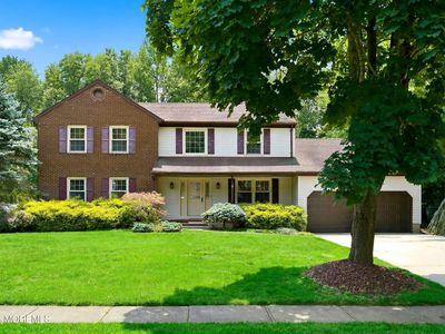 4 Carriage Court