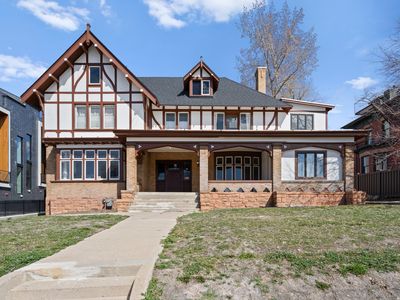 1127 E South Temple S