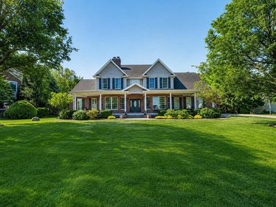 14170 Parkridge Dr