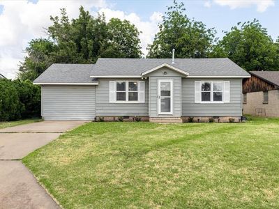 Property at 6211 NW Cherry Ave, Lawton, OK