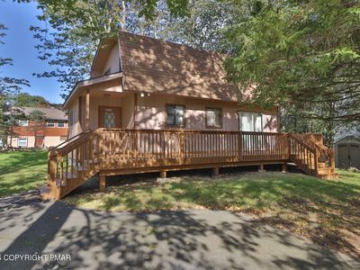 Property at 774 Country Place Dr, Tobyhanna, PA
