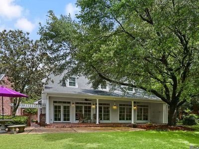 5807 Laurel Hill Ln