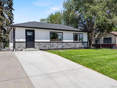 2131 W Gill Place
