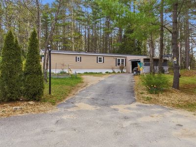 30 Carriage Ln
