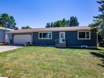 409 Birchwood Dr