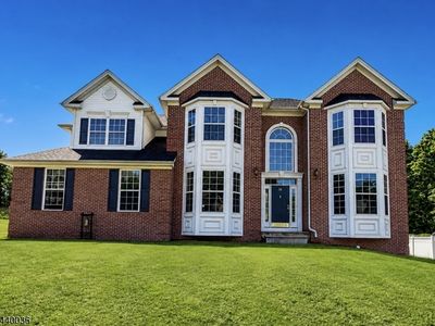 50 Saunders Ln