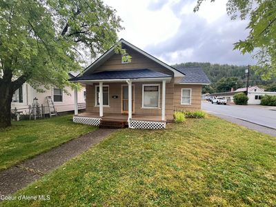 402 W Mullan Ave