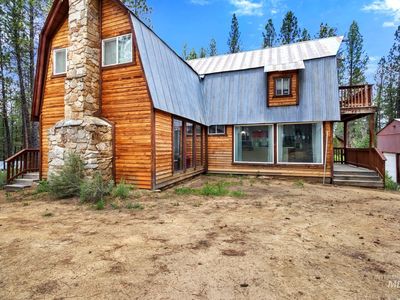 66 View Dr