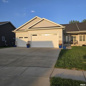 1512 Balfour Dr