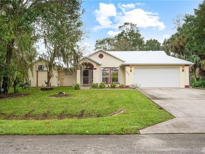 7807 Paso Robles Blvd