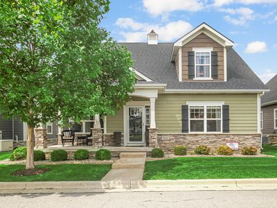 814 Haymarket Cir