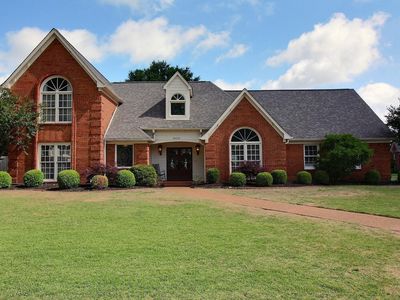 10210 Crooked Creek Cv
