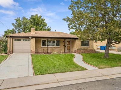 5651 W 36th Place