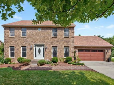 717 Maple Ridge Ln