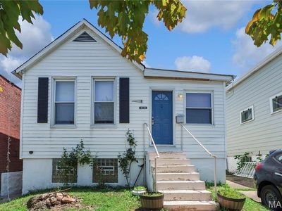 4538 Ray Ave
