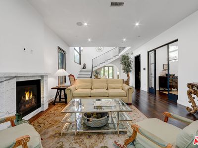 356 S Clark Dr