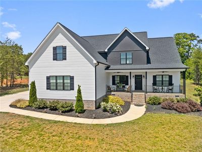 Property at 7412 Kingsley Pl, Stokesdale, NC