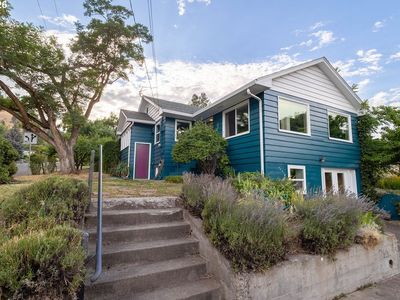 307 N Ave