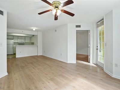 4127 Residence Dr APT 411