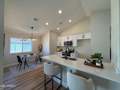 6852 W TURQUOISE Avenue