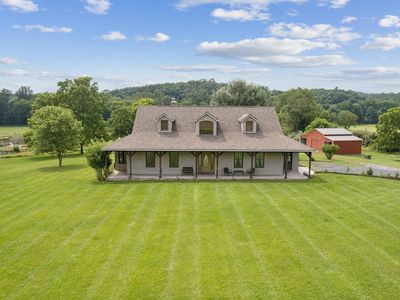 2716 Hunting Ridge Rd