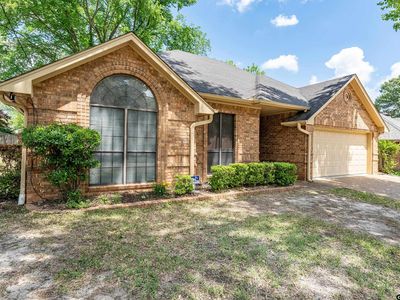 3110 Oleander Dr