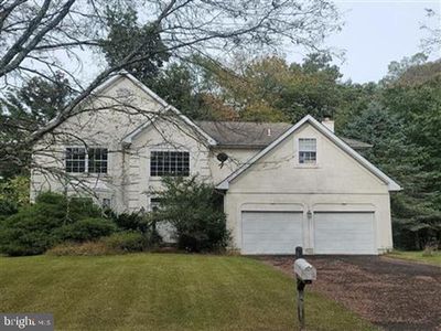 20 Crocus Ln