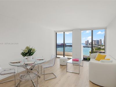 555 NE 15th St APT 26K