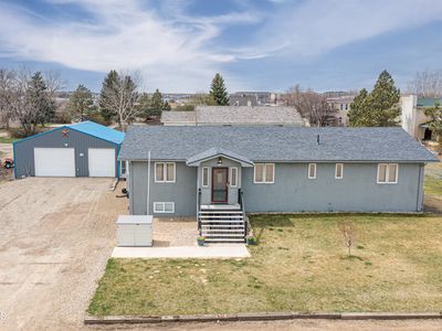 4509 Main St