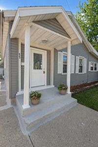 623 N Ottawa Ave