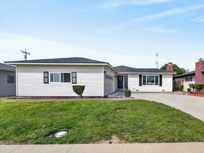 782 Fairfax Dr